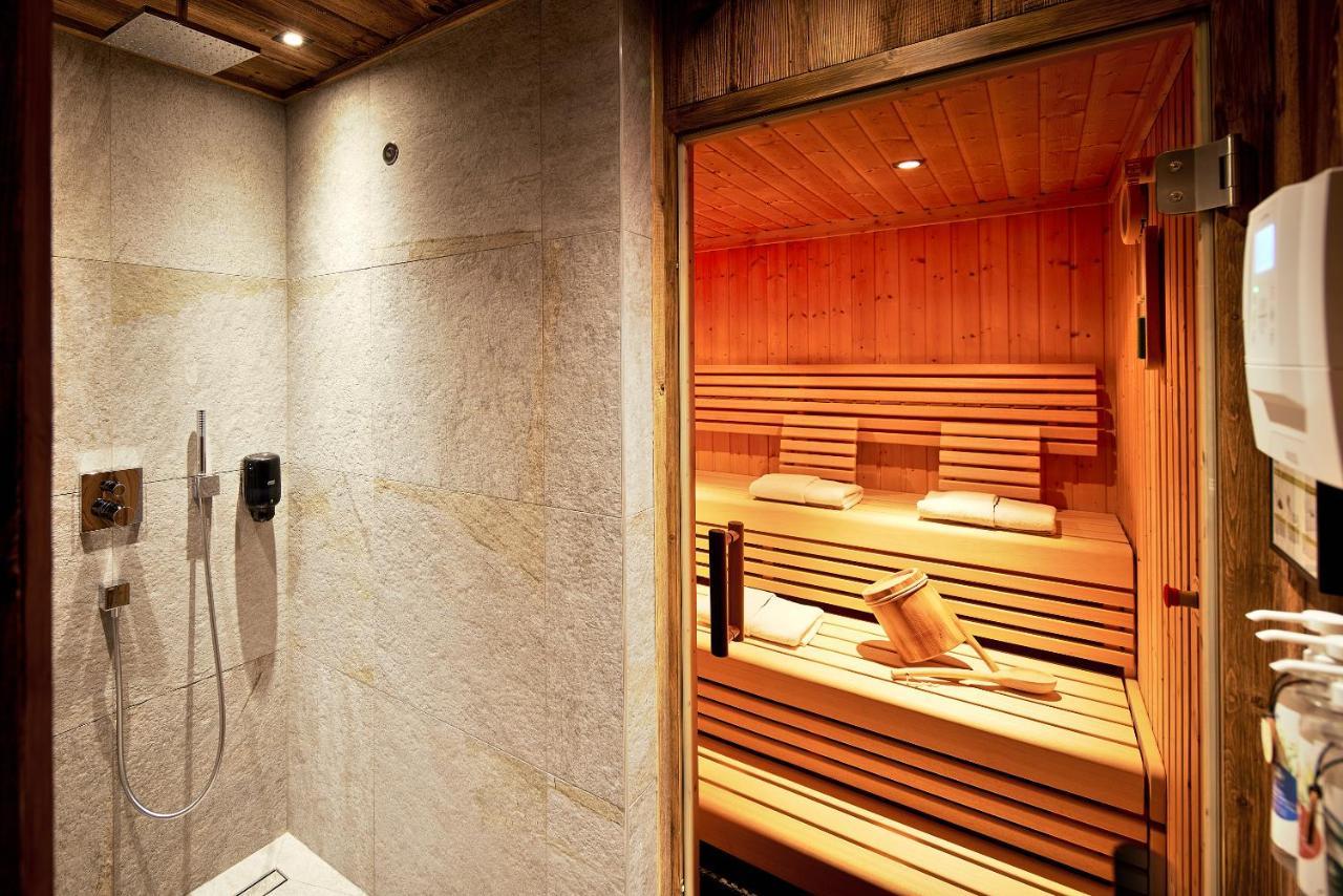 Promi Alm Flachau - Luxus Chalets المظهر الخارجي الصورة