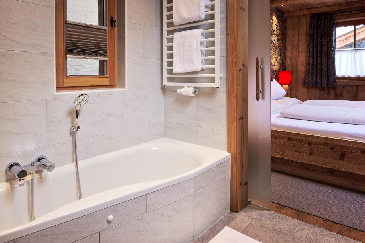 Promi Alm Flachau - Luxus Chalets المظهر الخارجي الصورة